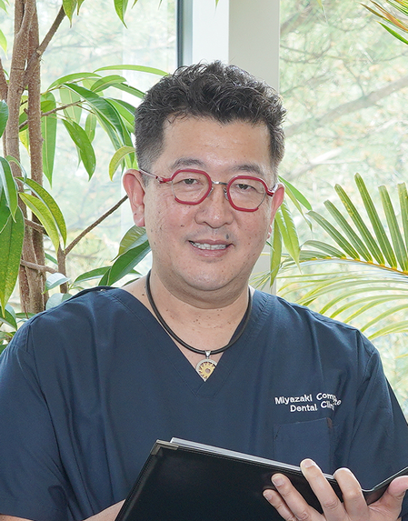 医療法人小窪会　宮崎総合歯科　理事長　小窪秀義